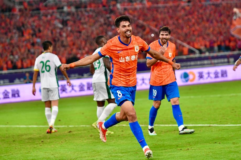 [图]中超第23轮-北京国安客场0-6负于山东泰山